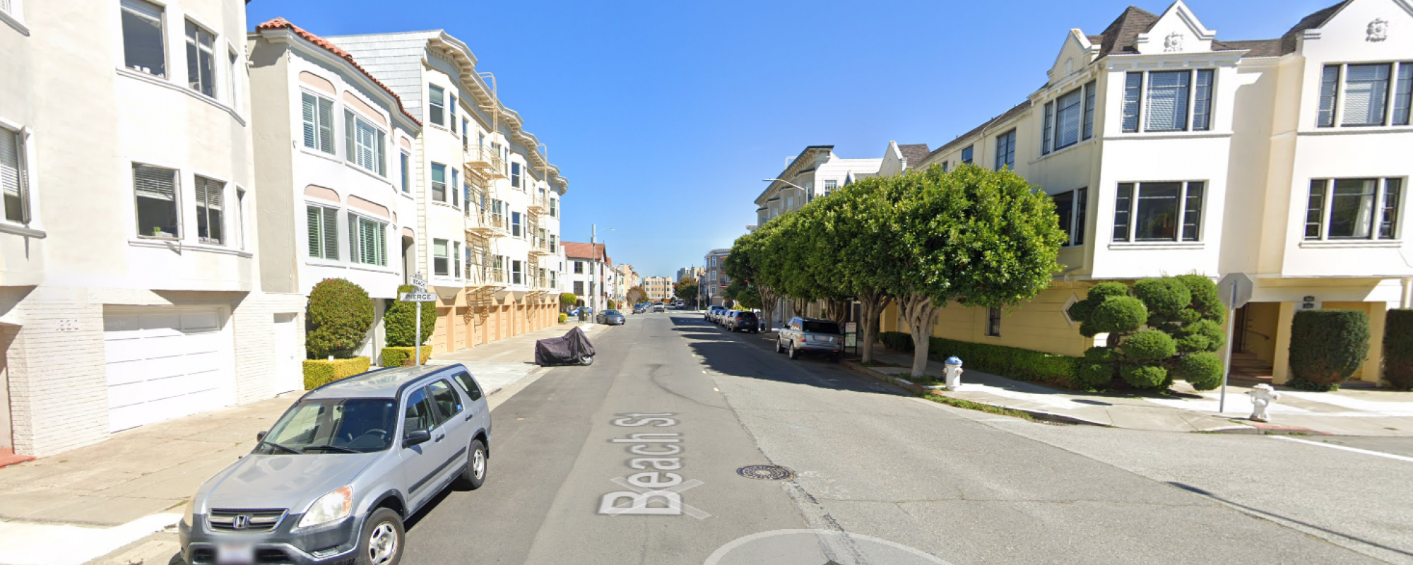 Street level view of Beach and Pierce Intersection